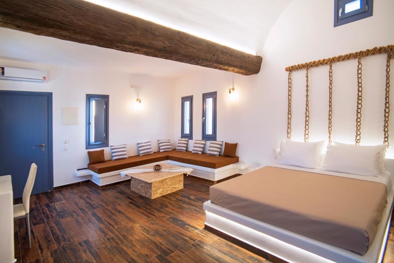 La Belle Vie - Santorini - Adults Only Apartment Kamari  Exterior photo